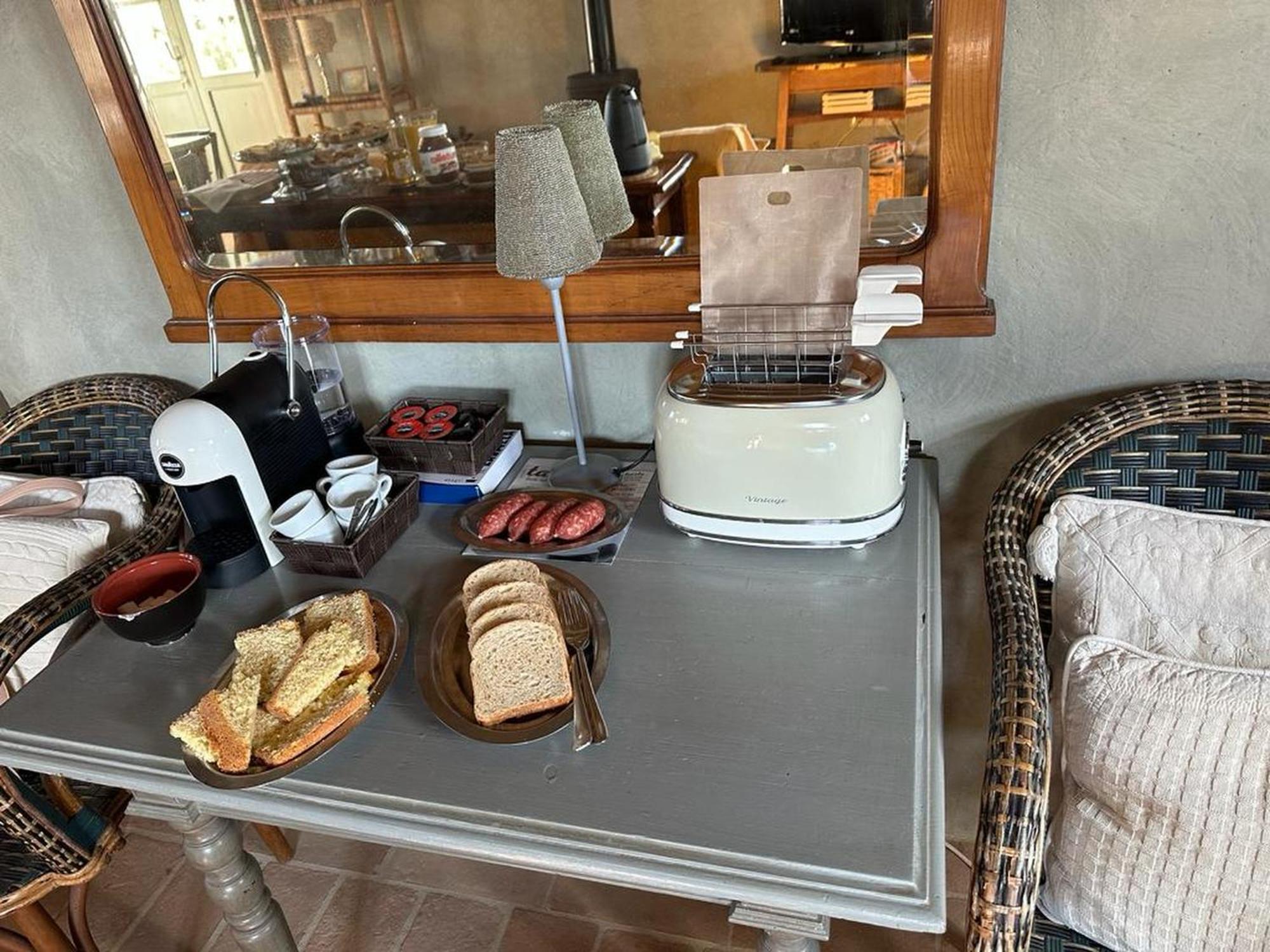Bed and Breakfast Borgo Cardaneto Montone  Exterior foto